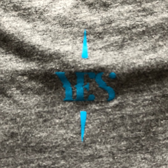 Yes tee shirt - Picture 2 of 3